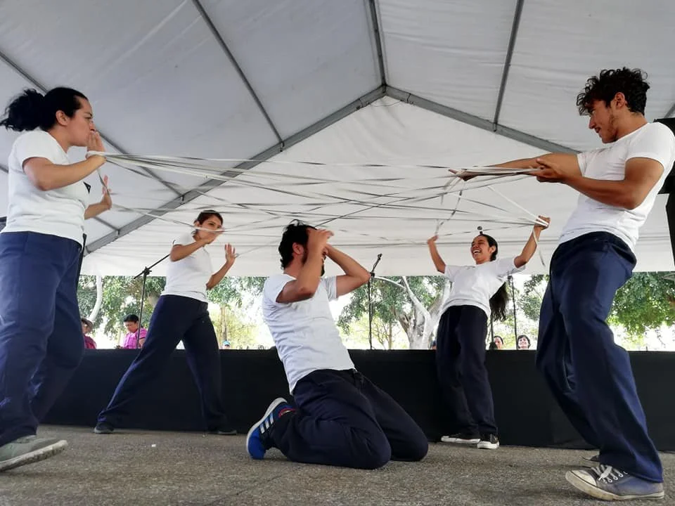  Montaje de la obra en conmemoración del aniversario luctuoso de la tragedia del hogar seguro en el año 2019. Foto: Observatorio de los derechos de la niñez, Ciprodeni 